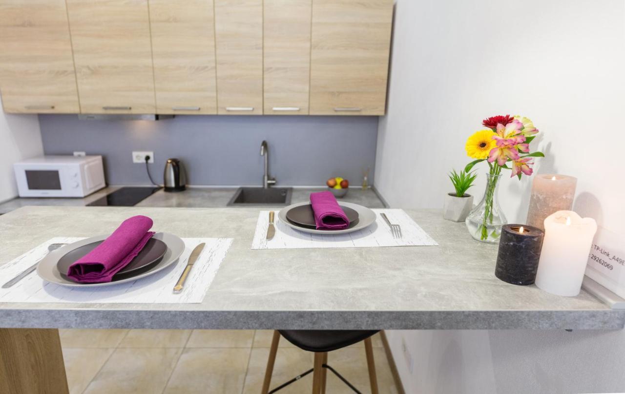 Nyvky Like Home - Studio - Apt 20 Kiev Extérieur photo